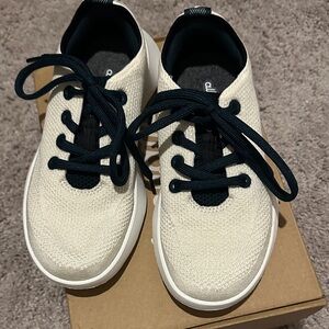 allbirds Kids Knit Sneakers in Cream and Black